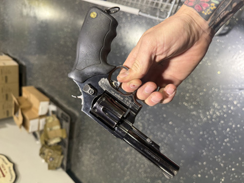 USED Taurus 82 38 Special 4" Revolver