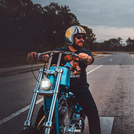 Daytona-Cruiser-Lightning-Open-Face-Motorcycle-Helmet-lifestyle-pic