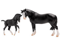 Breyer Horses - NiStar Blazing Kansas and Ethel