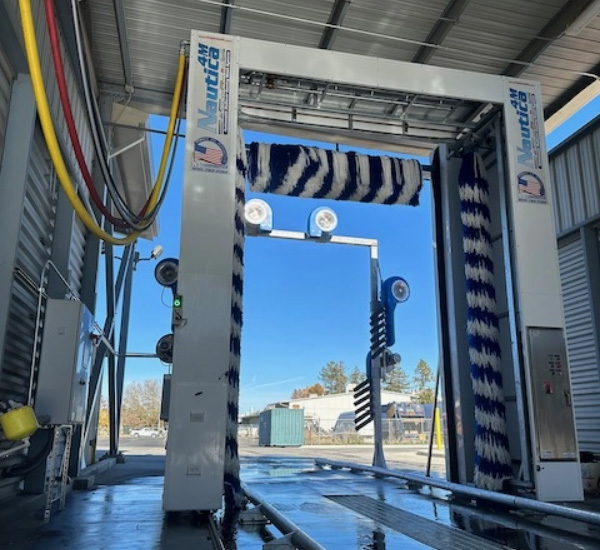 Automated bus car wash