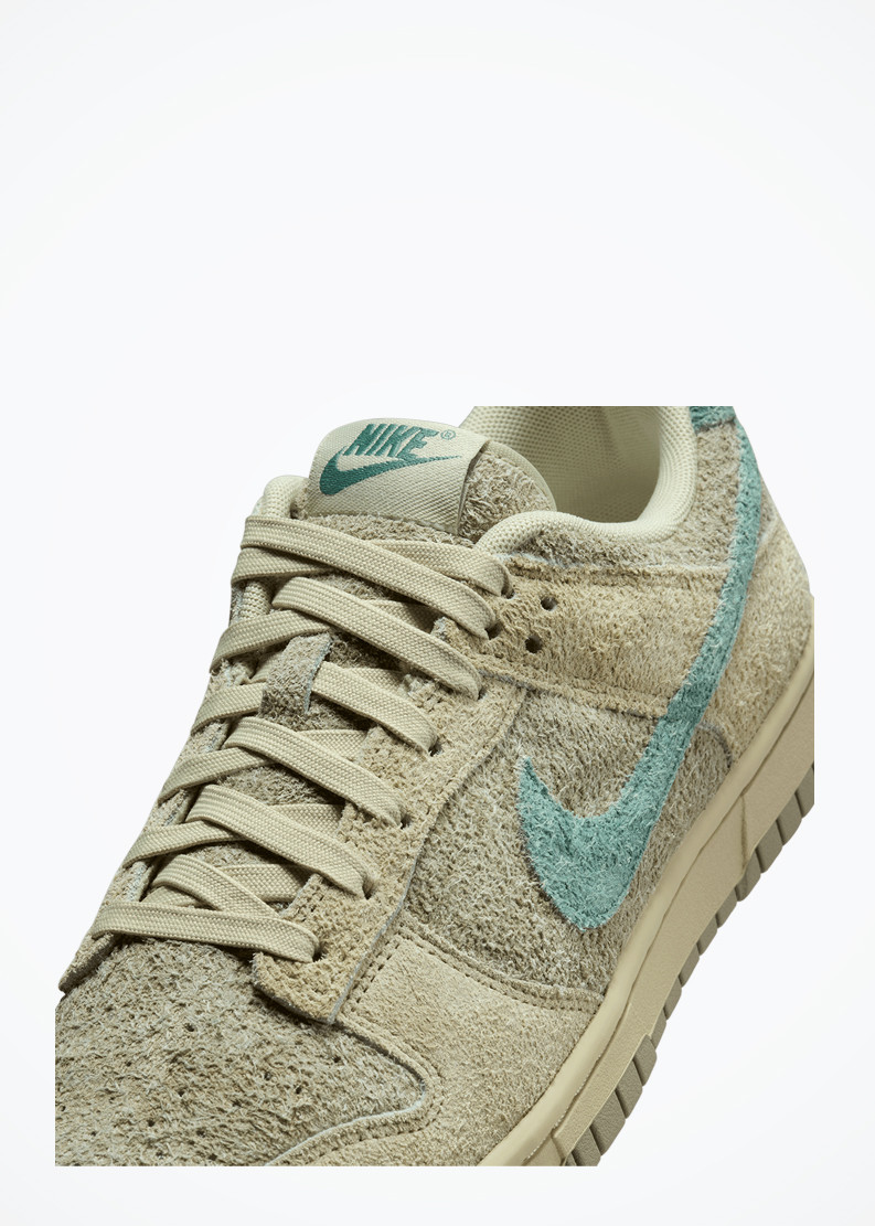 Nike Dunk Low Womens - Olive Aura/Bicoastal-Oil Green