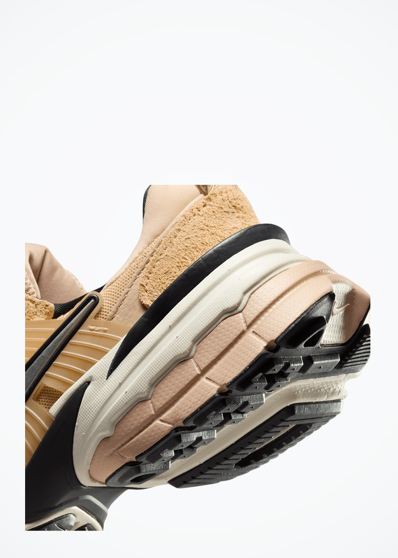 Nike V2K Run Womens - Sesame/Chrome-lt Orewood Brn-Black