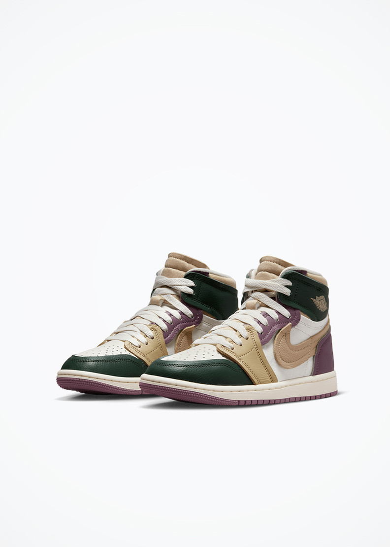 Air Jordan 1 High MM Womens - Galactic Jade/Desert-Sail-Sky Air Jordan 1 High MM Womens - Galactic Jade/Desert-Sail-Sky