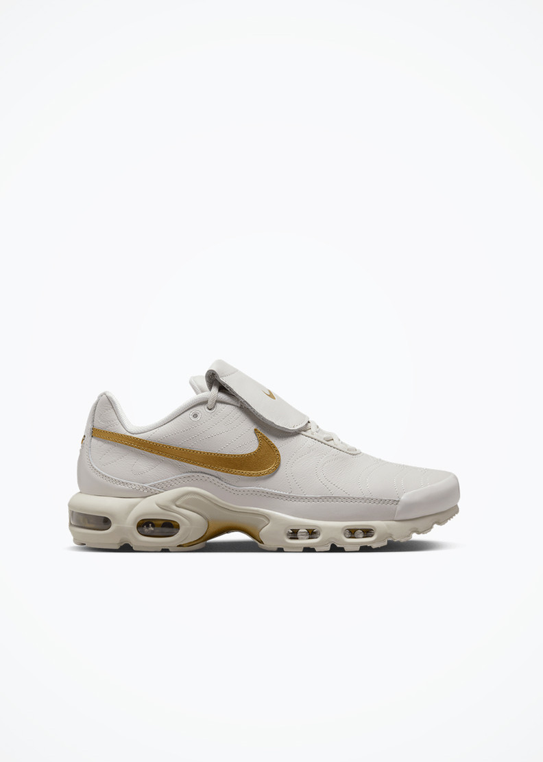 Nike Air Max Plus - HV2541-001 - Phantom/Metallic Gold