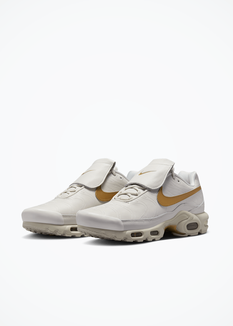 Nike Air Max Plus - HV2541-001 - Phantom/Metallic Gold