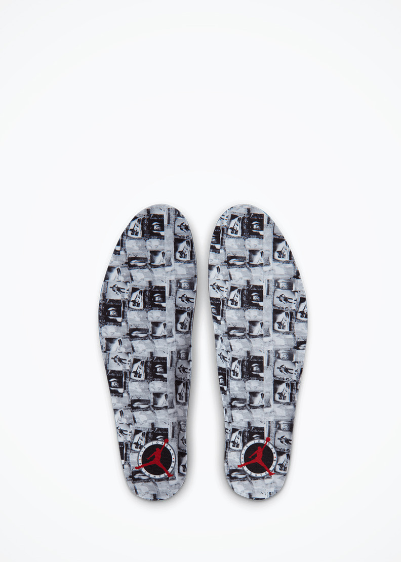 Air Jordan 4 Retro "Flight Club" - IM4002-100 - Sail/Black-University Red