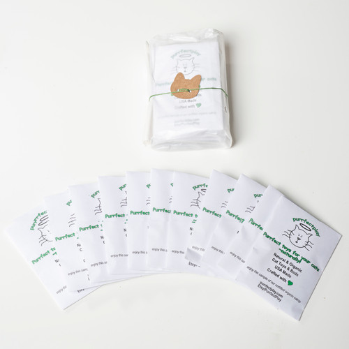 Amazing certified organic catnip! Gift set with 10 cute packets - Each with TBS of fragrant catnip. Sweet gift for any cat loving friend!