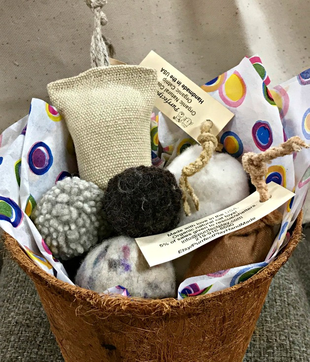 Natural Gift Basket for Cats Felted Wool Cat Balls and Organic Catnip