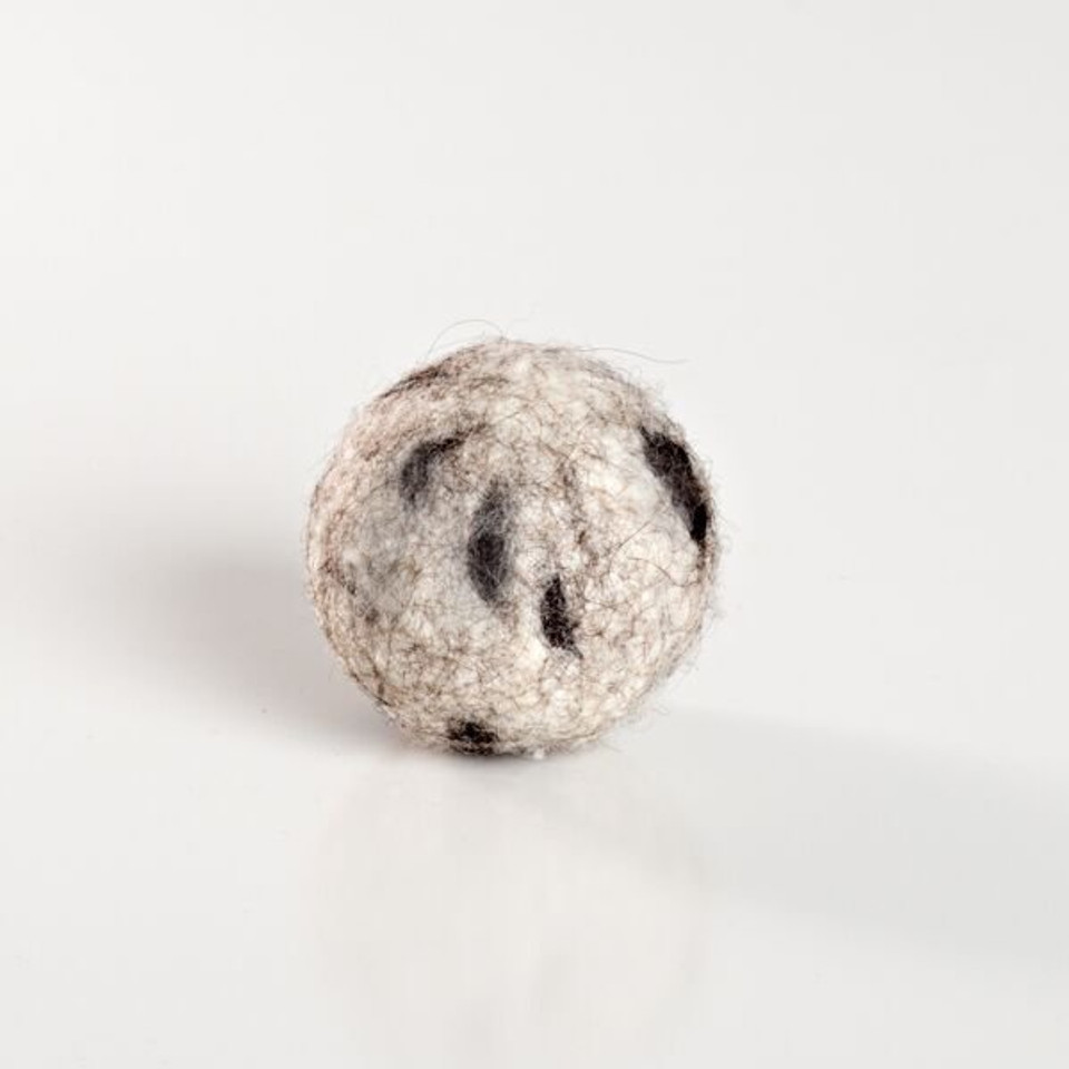 Natural Cat Balls. We use only the natural fibers cats love! Bouncy