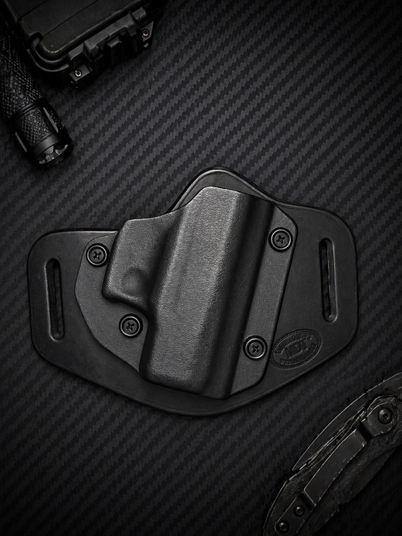 Diamondback OWB Kydex/Leather Hybrid Holster with adjustable retention