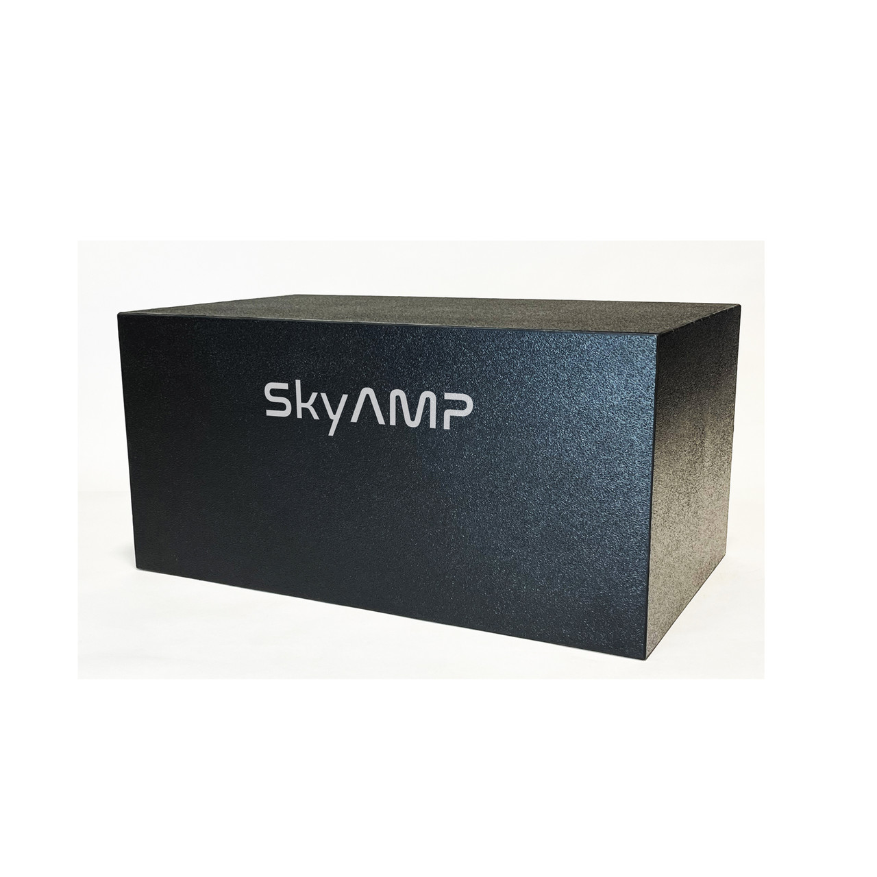 SkyAMP Pro SAPOM6 Enterprise class Cellular (4G), WiFi (2.4 GHz), and Bluetooth signal booster with 1,000 ft range.