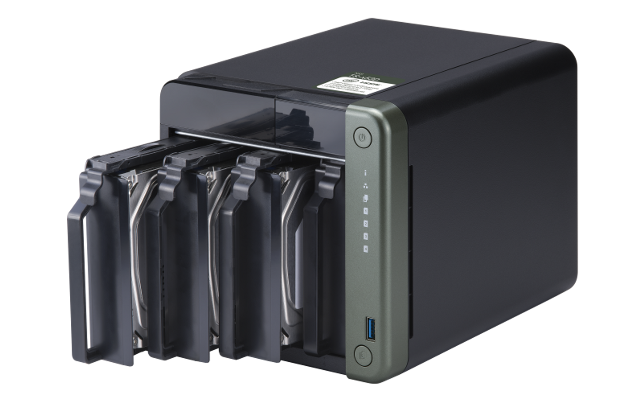 QNAP TS-453D-8G 4-Bay Desktop NAS Intel Celeron Gemini Lake J4125 quad-core 2.0GHz with 8GB DDR4 RAM