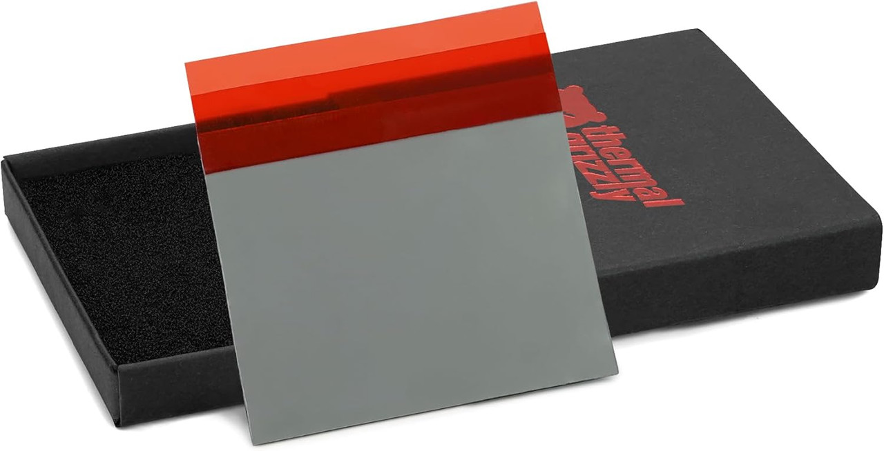 Utilizing phase change material (PCM) technology, it enhances heat transfer by optimizing surface contact.