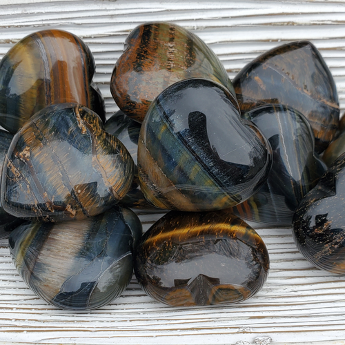 Blue Tigers Eye Heart Stones, group picture