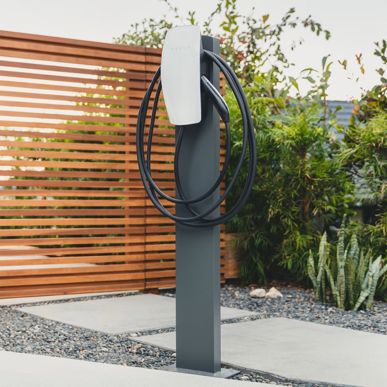Tesla Universal Wall Connector Singlel-Pedestal Lifestyle