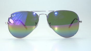 Ray-Ban sunglass model RB 3025 AVIATOR