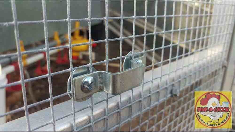 steel-bracket-on-wire-mesh.jpg