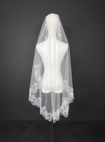 Philippa veil