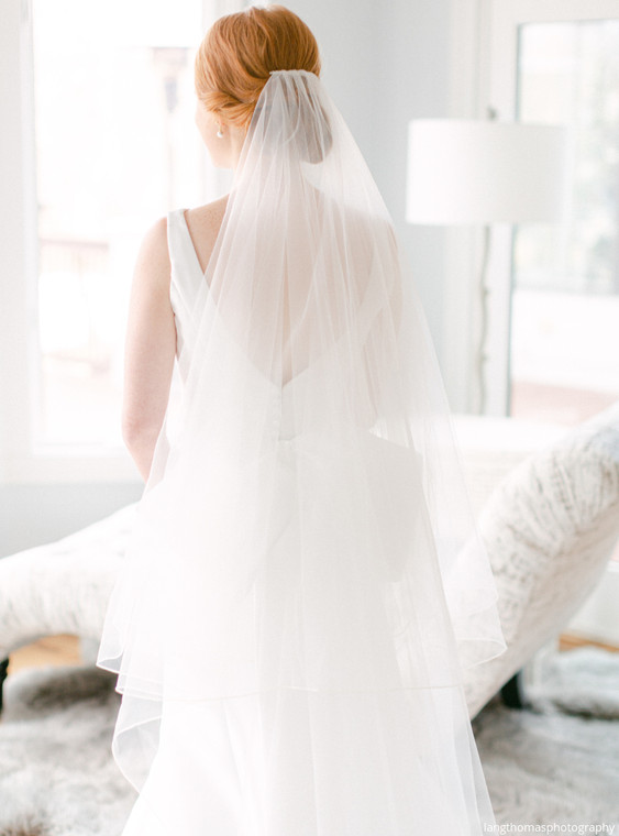 Ella veil