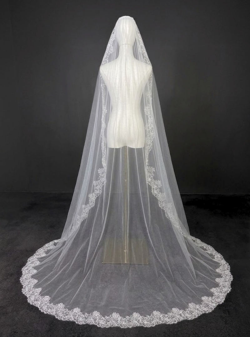 Philippa veil