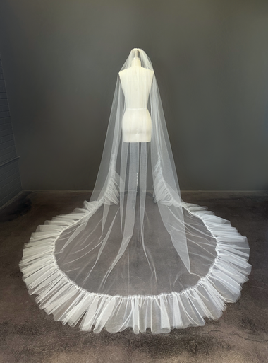 Leola Fingertip Veil – Eleven Eleven Bridal