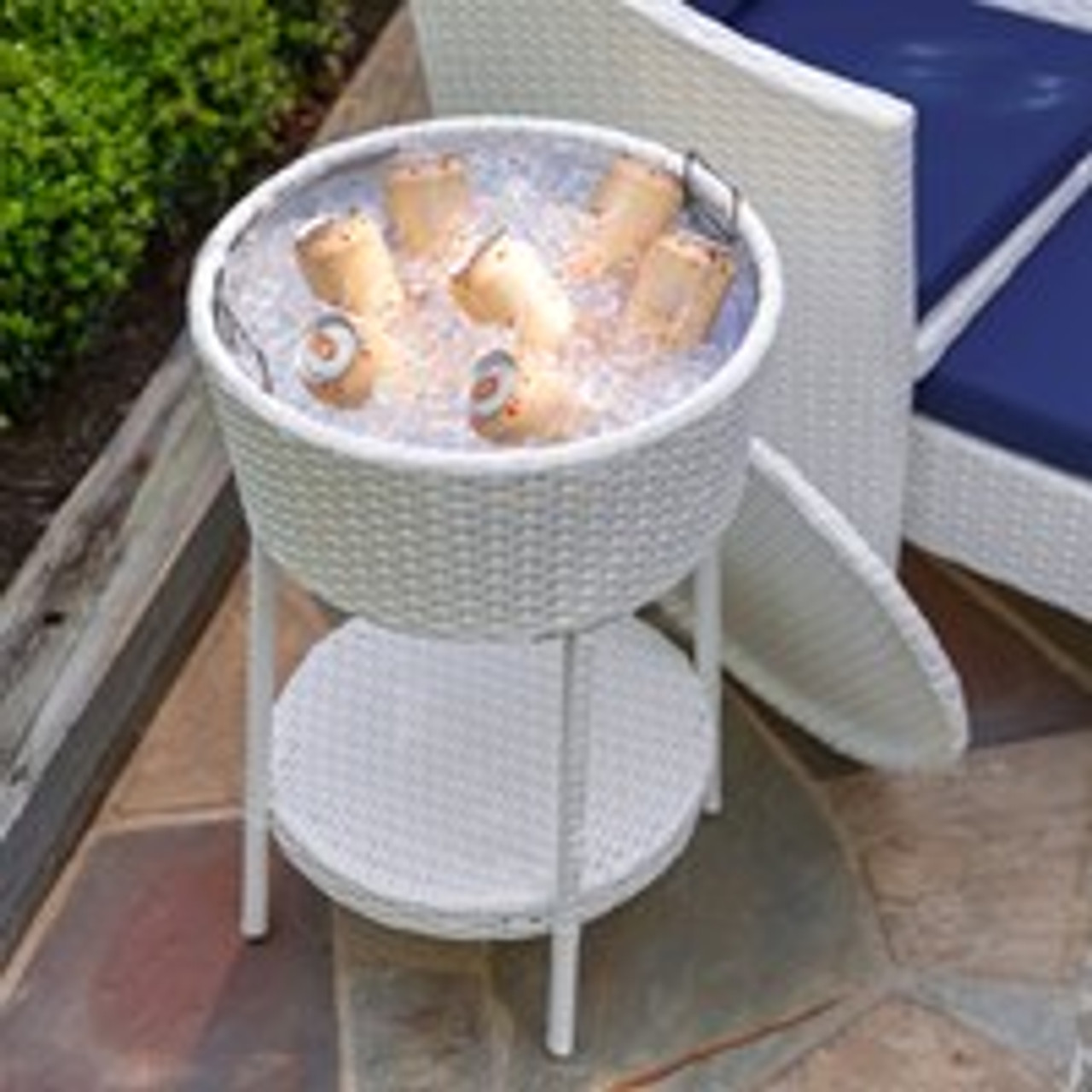 Harbor Moon 5 Piece Chat Set w Cooler Side Table