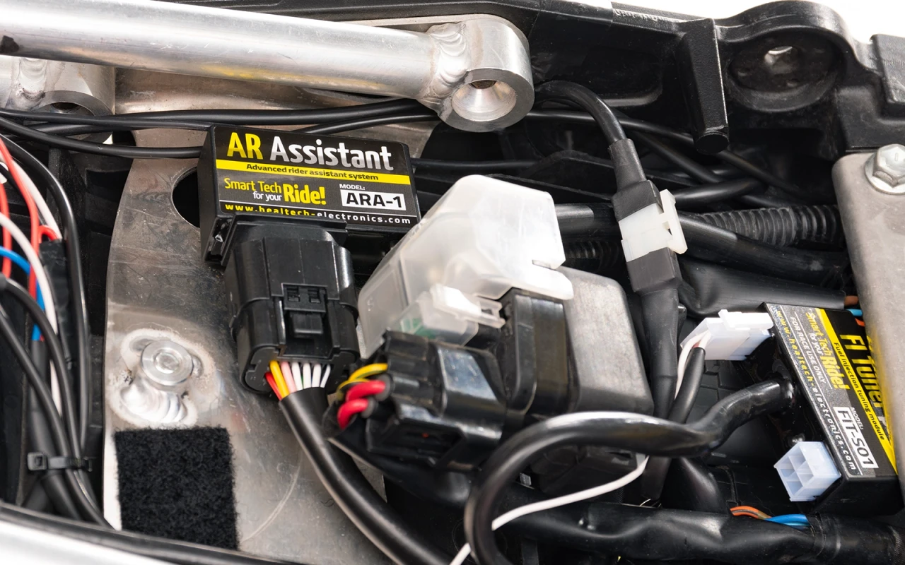 HealTech AR Assistant – Control Unit Only (ARA)
