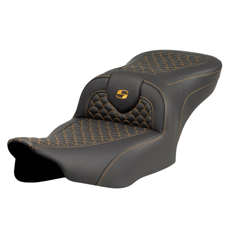 Saddlemen Road Sofa Dragon Scale Colored Stitch Seat - Harley-Davidson Road Glide/Street Glide/CVO Road Glide/CVO Street Glide (2023-2026)