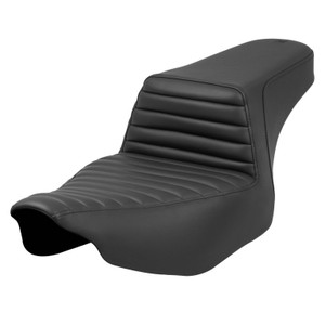 Saddlemen Step-Up Tuck & Roll Extended Reach Seat - Harley-Davidson Road Glide/Street Glide/CVO Road Glide/CVO Street Glide (2023-2026)