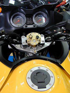 Scott's Steering Stabilizer Kit - Suzuki DL 1000 V-Strom (All Years)