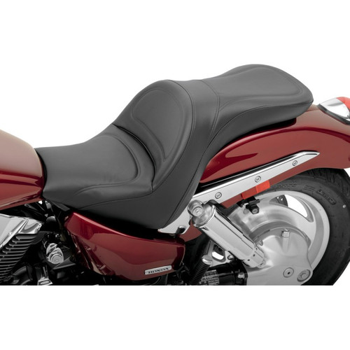 Saddlemen Explorer Ultimate Comfort Seat - Honda VTX1300C (2004-2009)