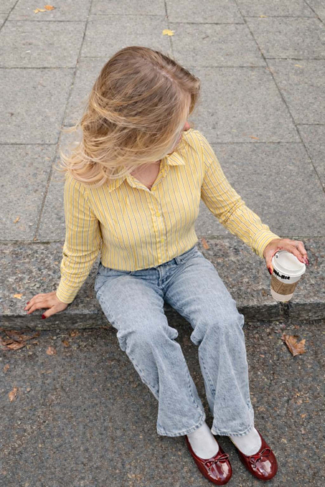 Cropped stripped shirt yellow