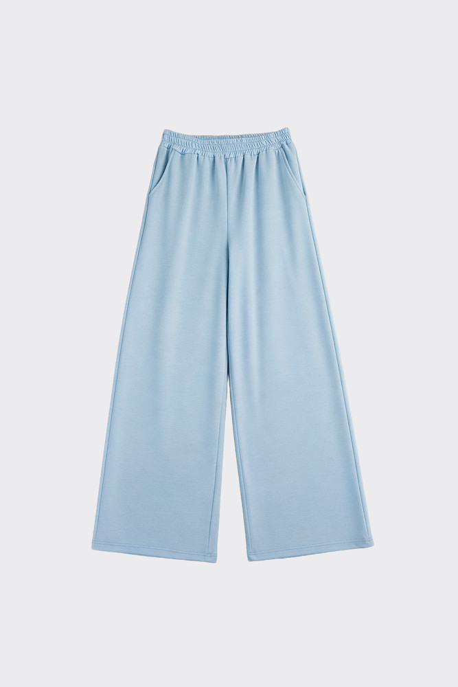 Wide-Leg Jogger Trousers