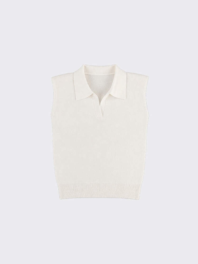 White polo tshirt with pads