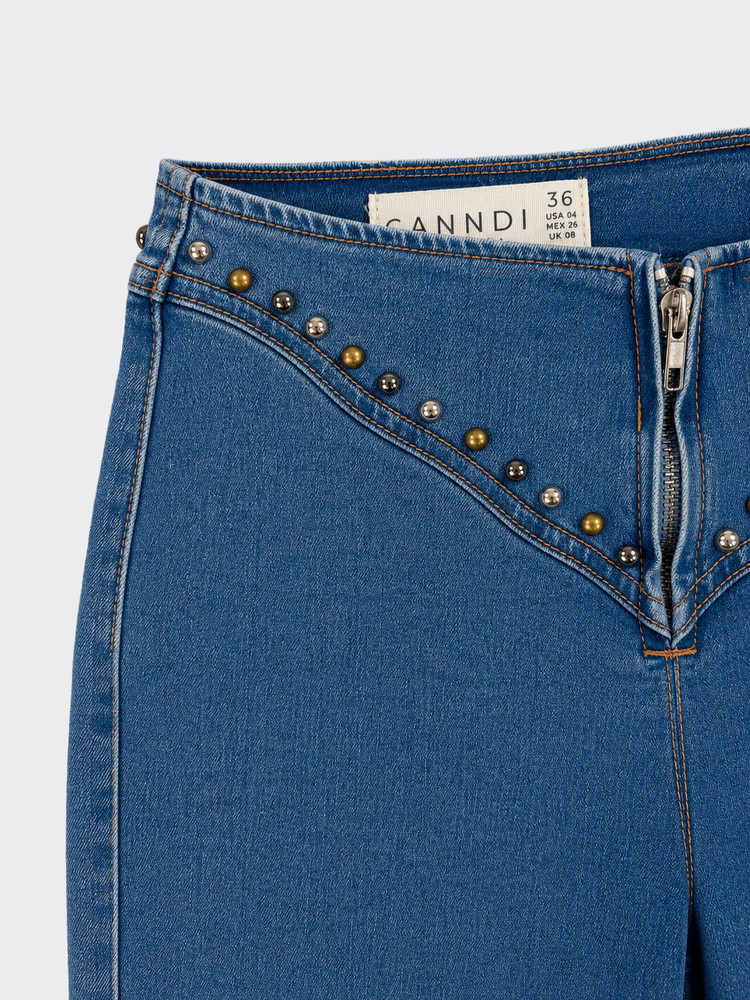Studded waist shorts