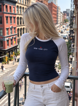 Embroidered fitted long-sleeve t-shirt white