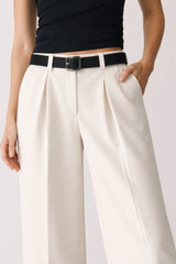 Maxi trousers with plates and belt white