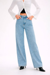 High-waist straight leg jeans with rhinestones