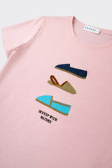 Printed short sleeve T-shirt with embroidery pink