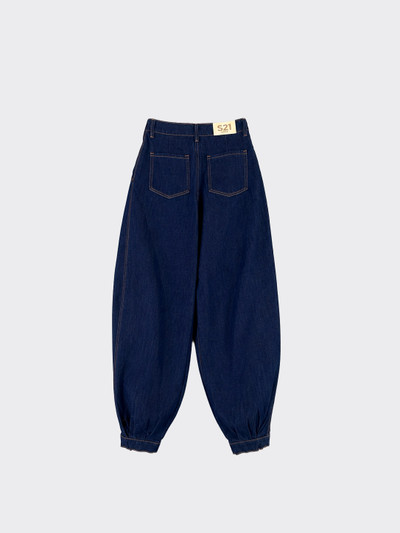 Baggy jeans