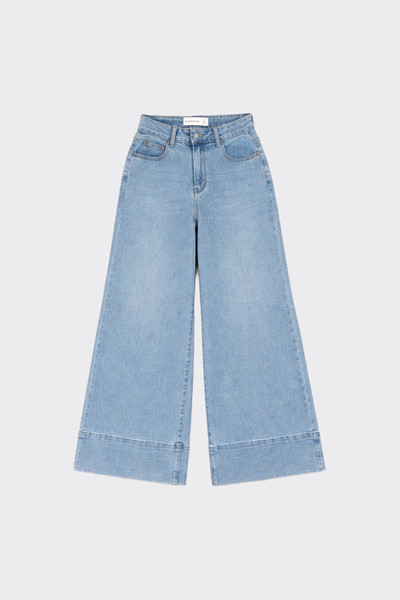 Wide-Leg Jeans with Contrast Back Pockets