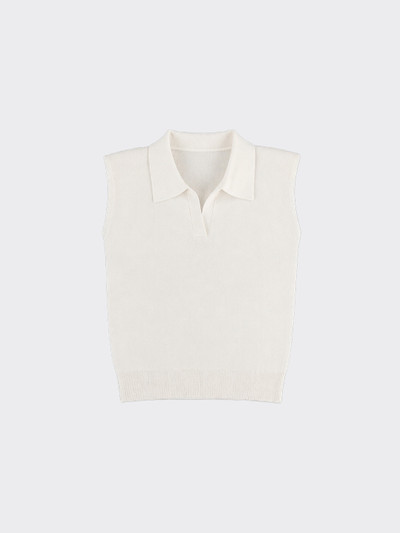 White polo tshirt with pads