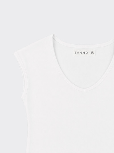 Basic fitted crop t-shirt with V-neck white
