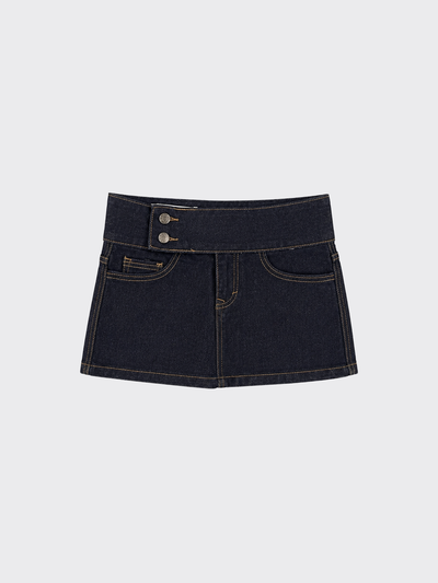 Denim skirt with buttons on the side