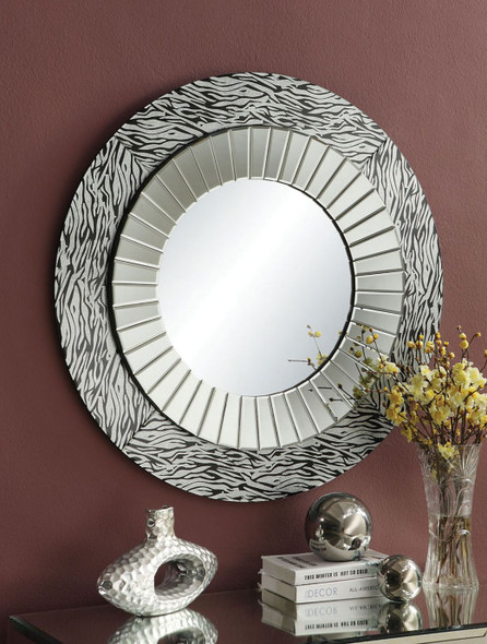 Amara Accent Mirror