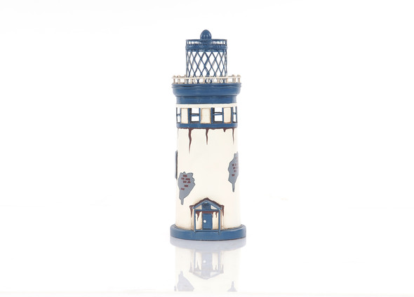 4.5" x 4.5" x 11.5" Vintage Lighthouse