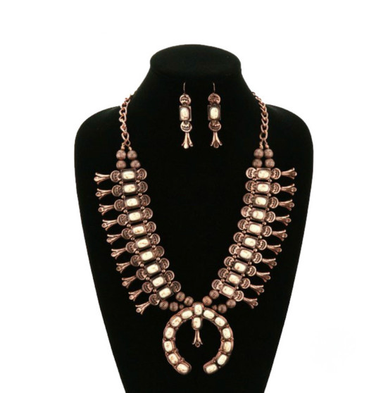 Saddle Ridge Necklace