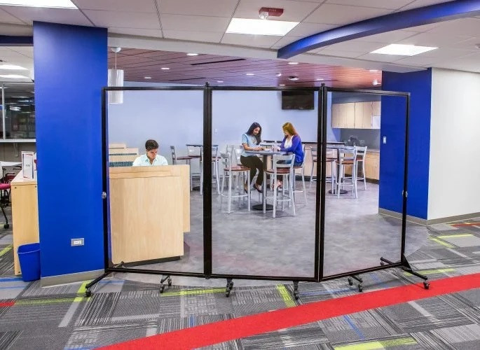Clear Plastic Room Dividers Movable and Writable