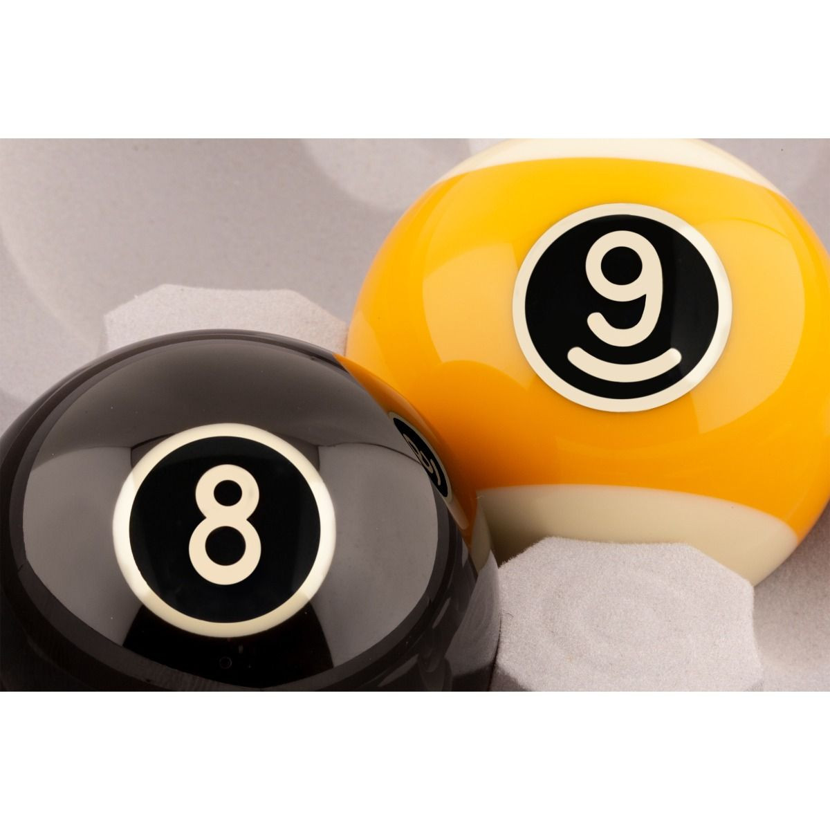Imperial Pinnacle Billiard Ball Set - Thumbnail 3