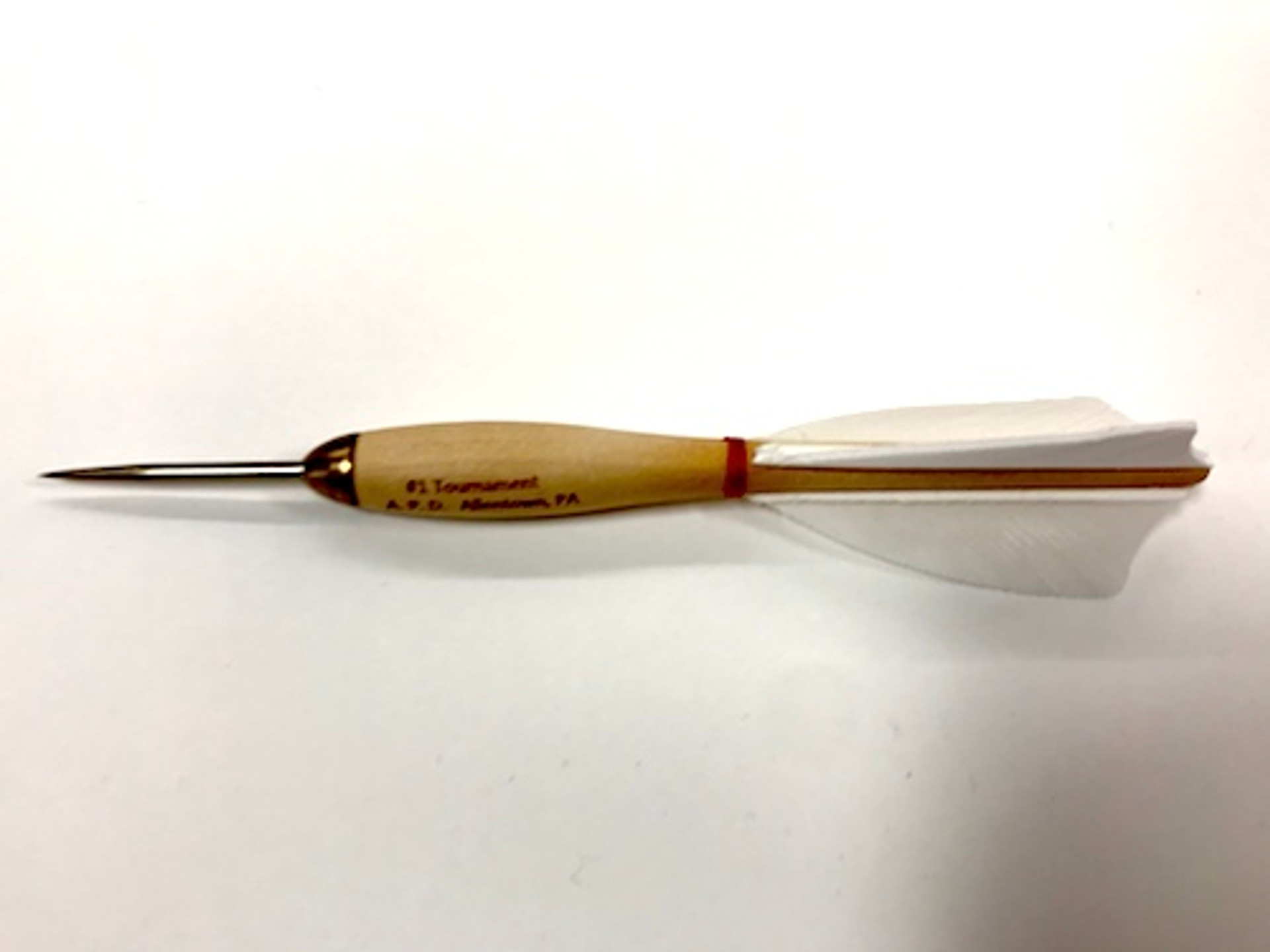 APD No.1 Official Tournament Darts White Feather (Dozen)